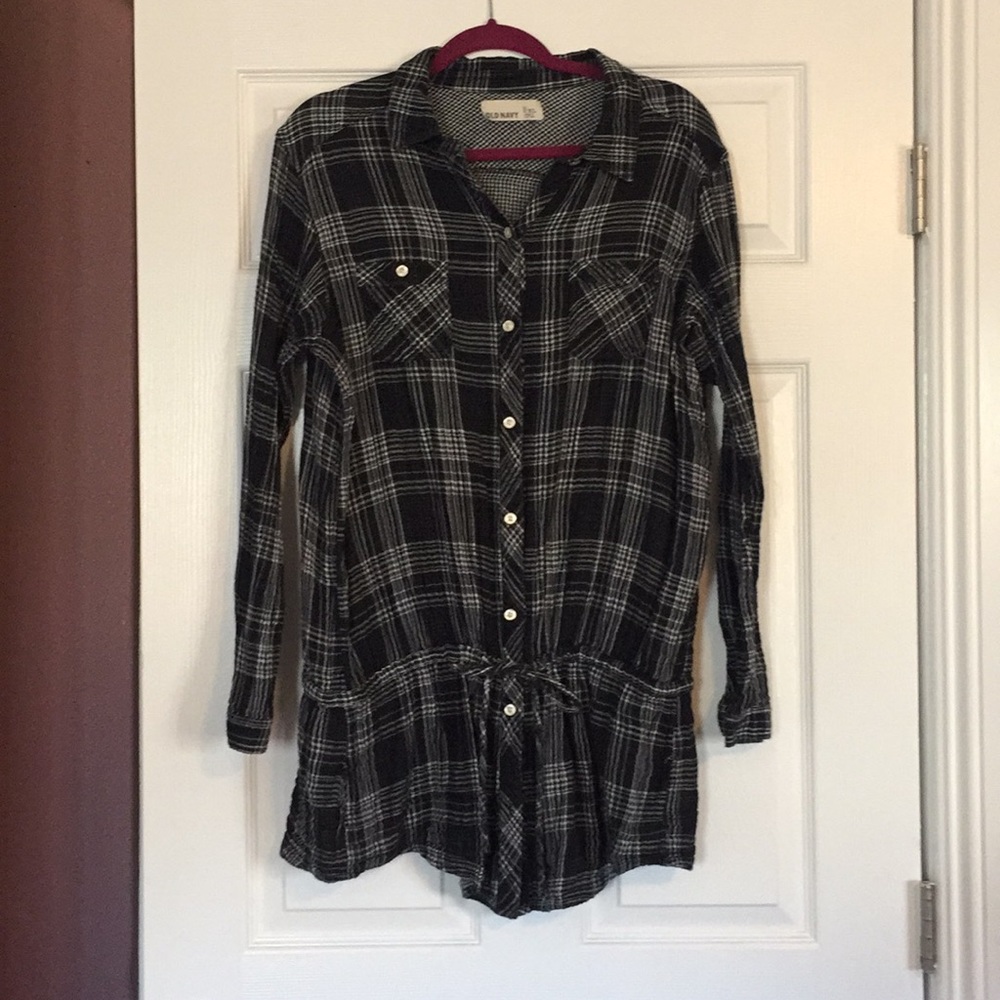 Long sleeve long button shirt